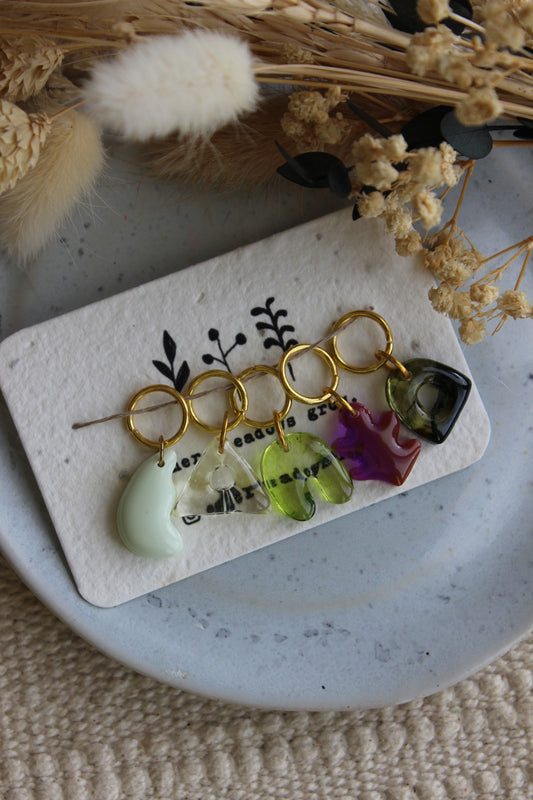 Abstract Resin Stitchmarkers