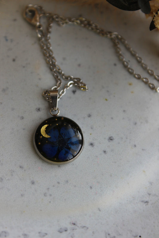 Starry Night with Blue Petal Pendant Necklace (with chain)