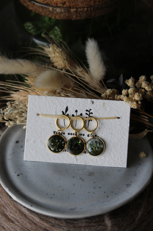 Mistletoe cottage Stitchmarker Set
