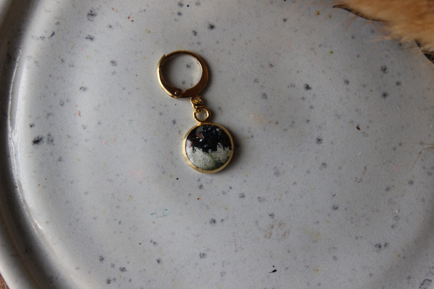 Snowy Cottage Stitchmarker (Single)