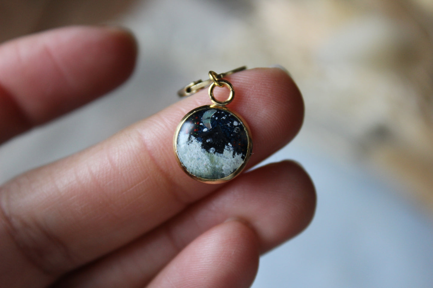 Snowy Cottage Stitchmarker (Single)